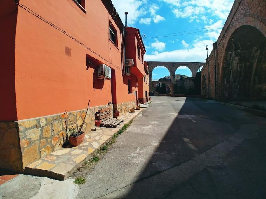 La Buhardilla. Aparcamiento Exterior Privado Apartment Teruel Exterior photo