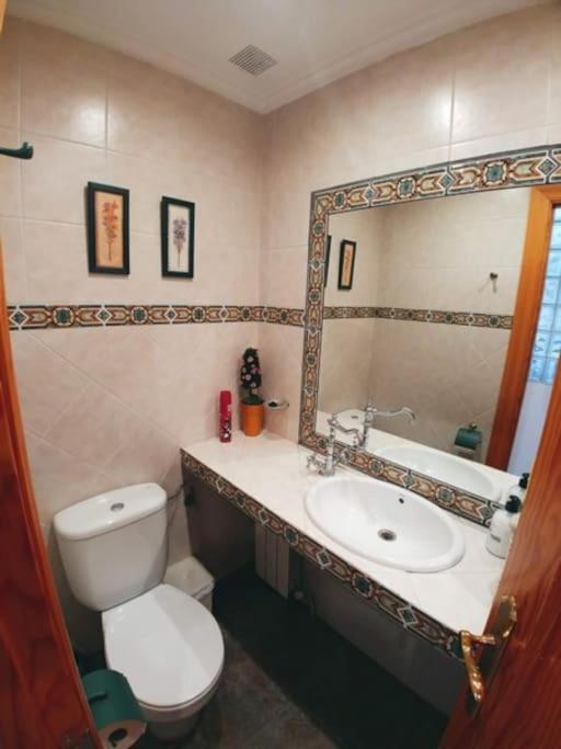 La Buhardilla. Aparcamiento Exterior Privado Apartment Teruel Exterior photo