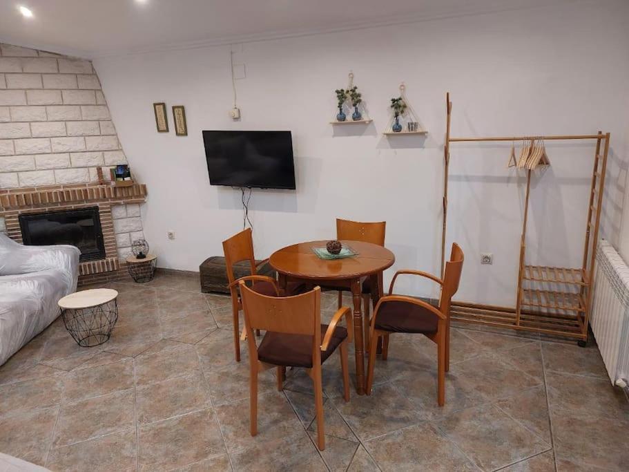 La Buhardilla. Aparcamiento Exterior Privado Apartment Teruel Exterior photo